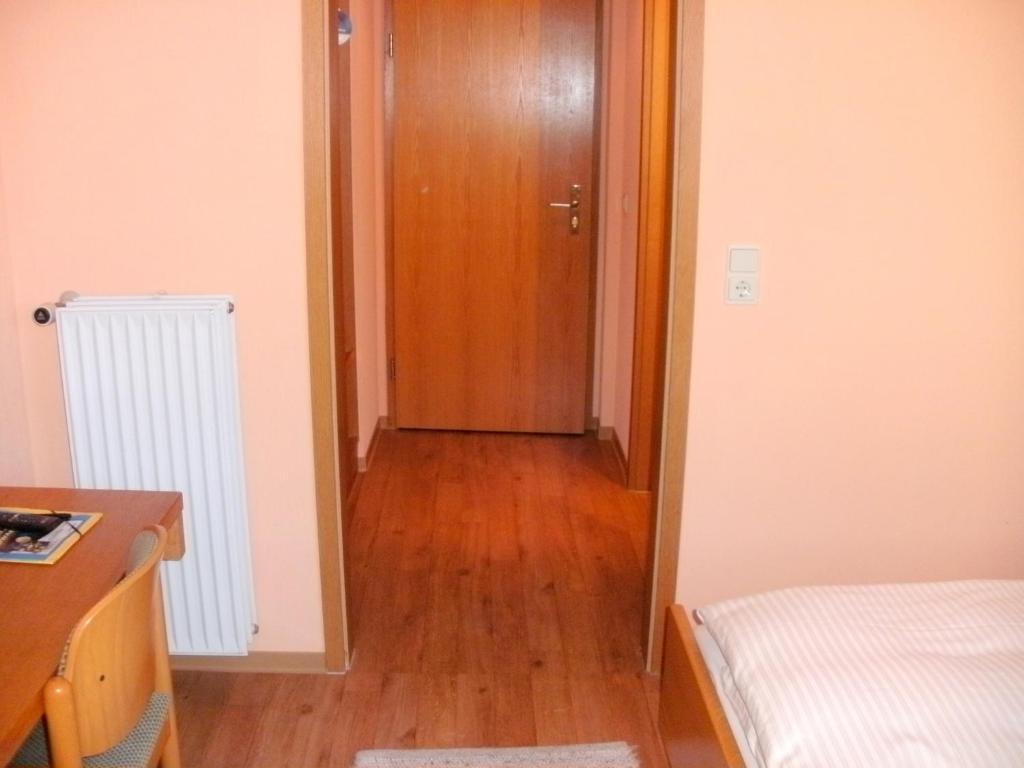 Gasthof Landhotel Grüner Baum Cadolzburg Zimmer foto